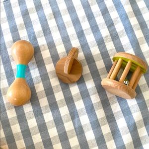 Lovevery rolling bell,wooden rattle,hand2hand disc